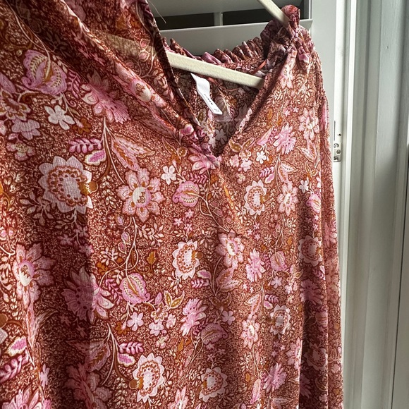 Mango Floral Long sleeve boho blouse - size Medium. Brown & pink floral. V neck - Picture 4 of 5